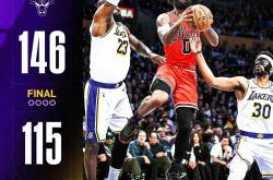 开云体育官方网站-雄鹿B队血洗湖人，詹姆斯制霸全场