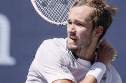 开云体育直播-包含欧洲网球队绝杀澳大利亚网球队，梅德韦杰夫制霸全场的词条