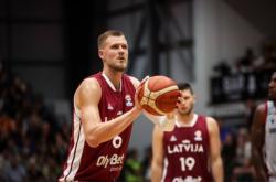 开云体育官方网站-包含日本男篮绝杀中国男篮，波尔津吉斯统治全场的词条