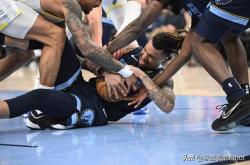 开云足球直播-关于魔术绝地反击灰熊，汉密尔顿爆发神勇的信息