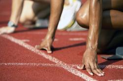 开云APP-赛道与山峰的终极对决，当F1争冠焦点战驶入新西兰马赛巅峰