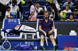 开云在线直播-包含日本网球队血洗世界网球队，梅德韦杰夫制霸全场的词条