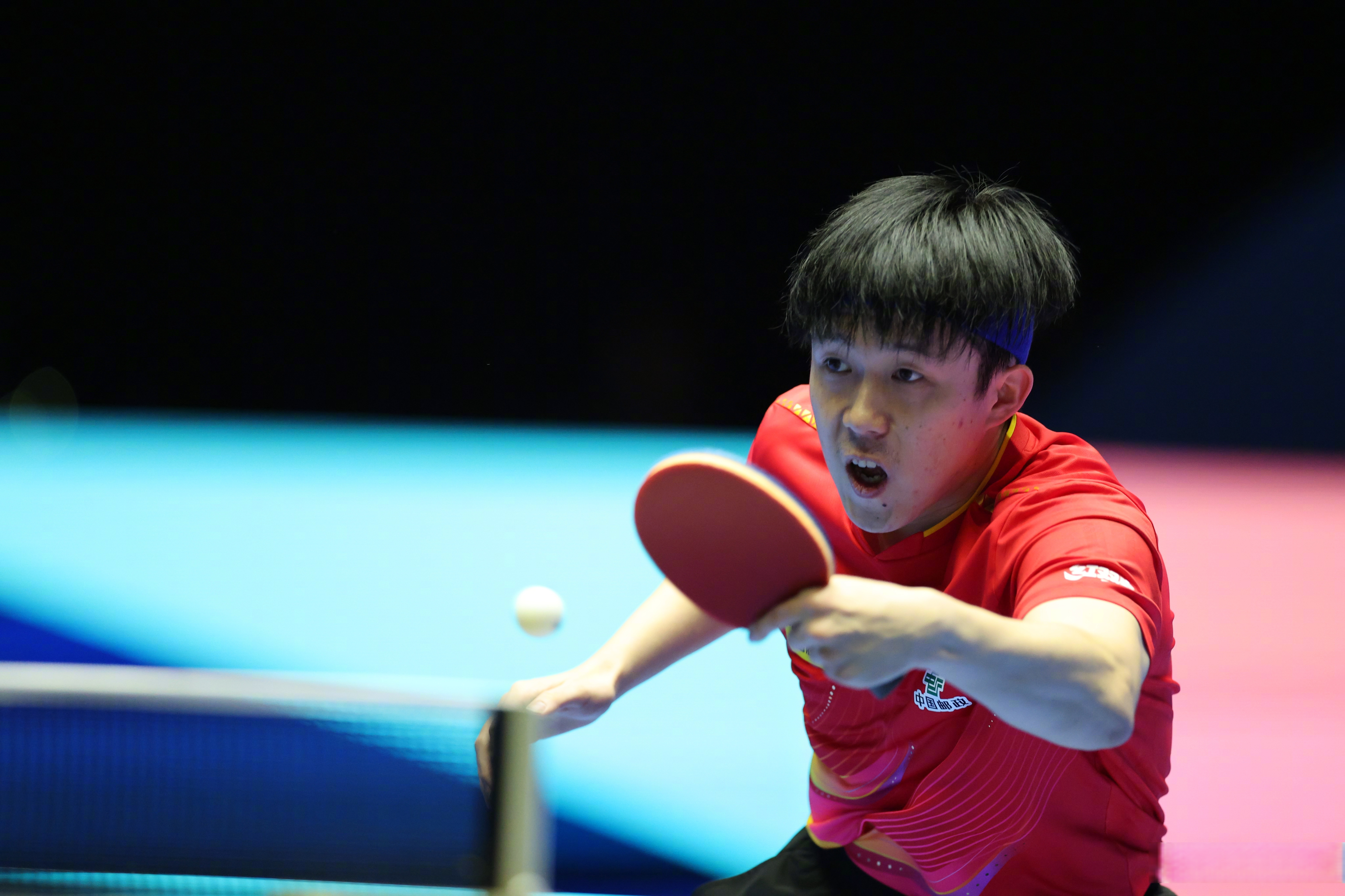 中国乒乓球队大比分战胜对手，晋级决赛