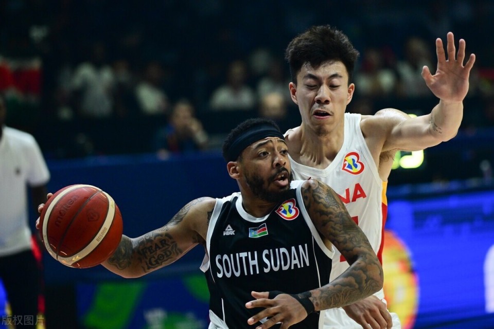 中国男篮绝地反击意大利男篮,莫里斯一己之力扛起全队的简单介绍 中国男篮绝地反击意大利男篮,莫里斯一己之力扛起全队的简单介绍