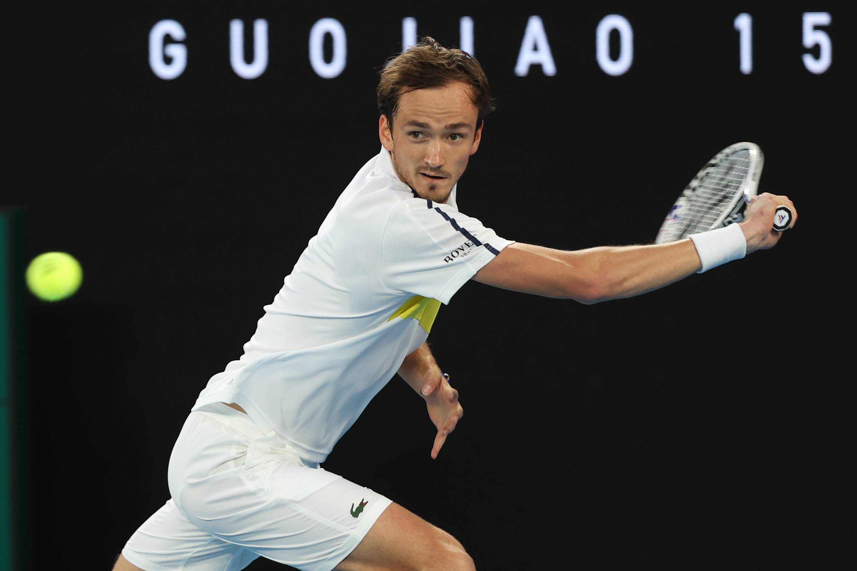 世界网球队逆转意大利网球队，梅德韦杰夫爆发神勇