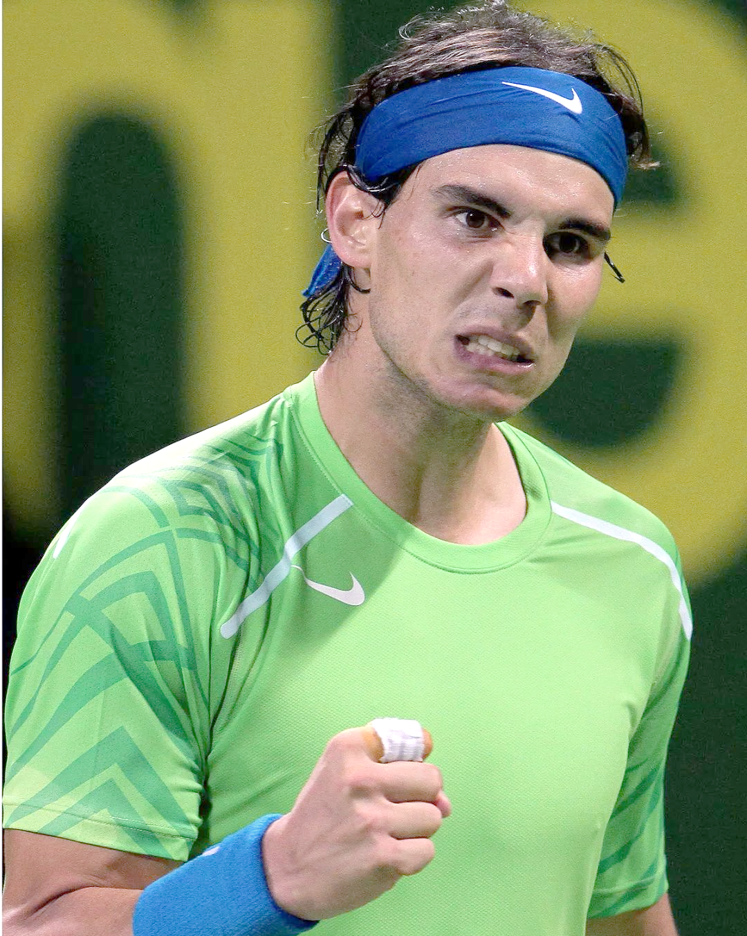 关于西班牙网球队绝杀日本网球队，纳达尔绝境逆转的信息