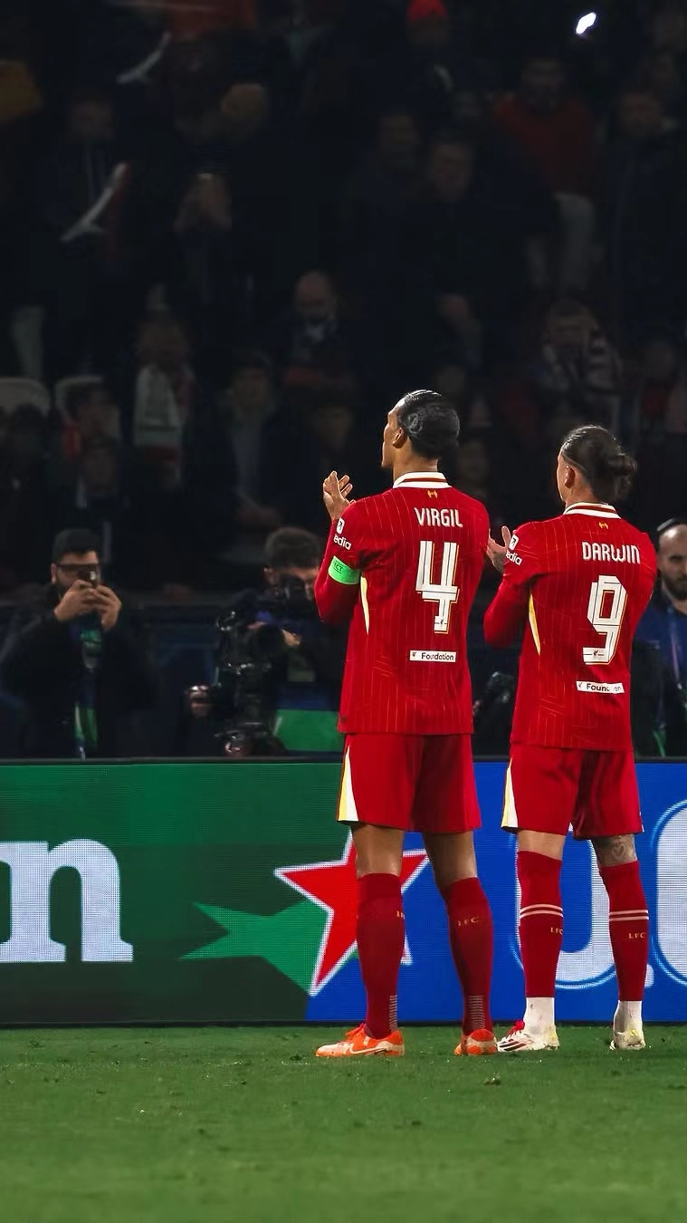 瑞士力克巴黎,法比尼奥状态火热 瑞士力克巴黎,法比尼奥状态火热