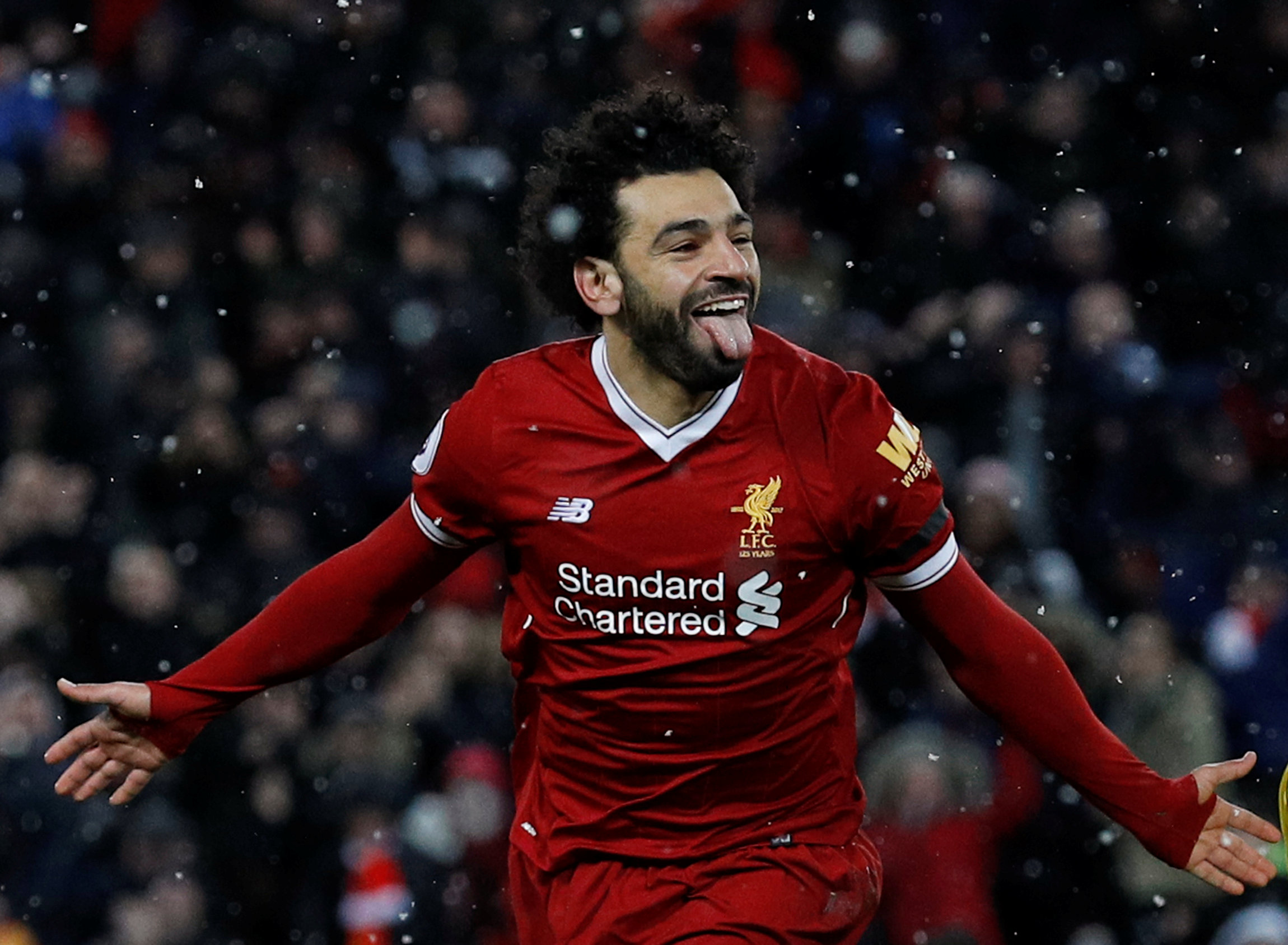 关于利物浦客场大胜沃特福德，牢牢占据榜首位置的信息