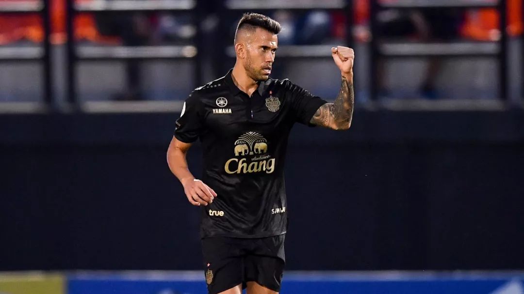 包含球队实力悄悄膨胀，对手需小心应对的词条