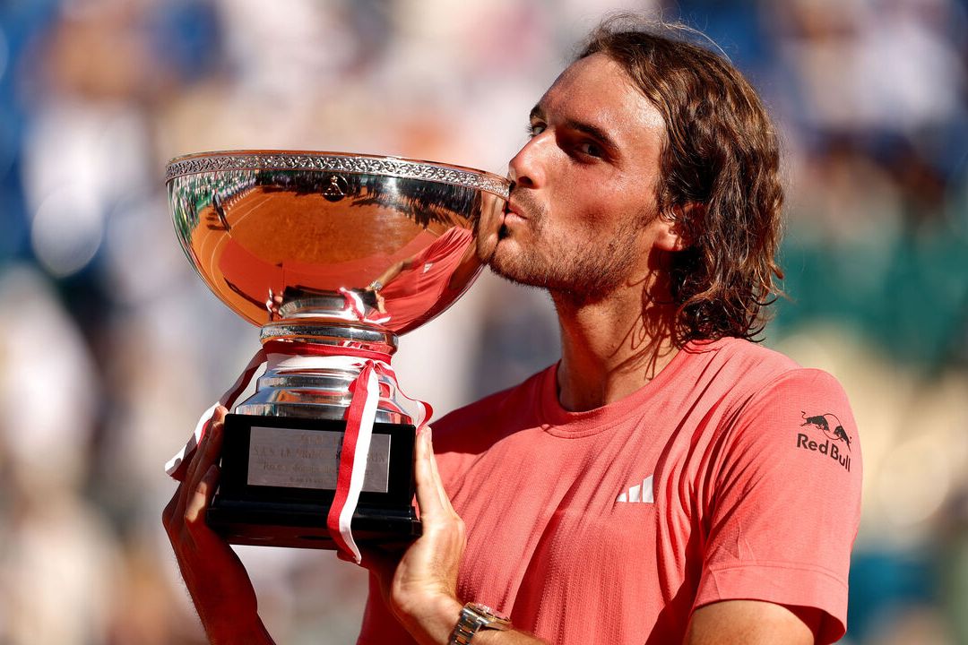 ATP总决赛翻盘澳网,西西帕斯刷新纪录 ATP总决赛翻盘澳网,西西帕斯刷新纪录