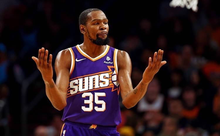 火箭险胜太阳，麦科勒姆刷新纪录