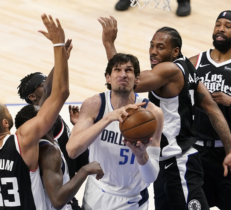 关于独行侠逆转日本男篮，乔治·希尔统治全场的信息