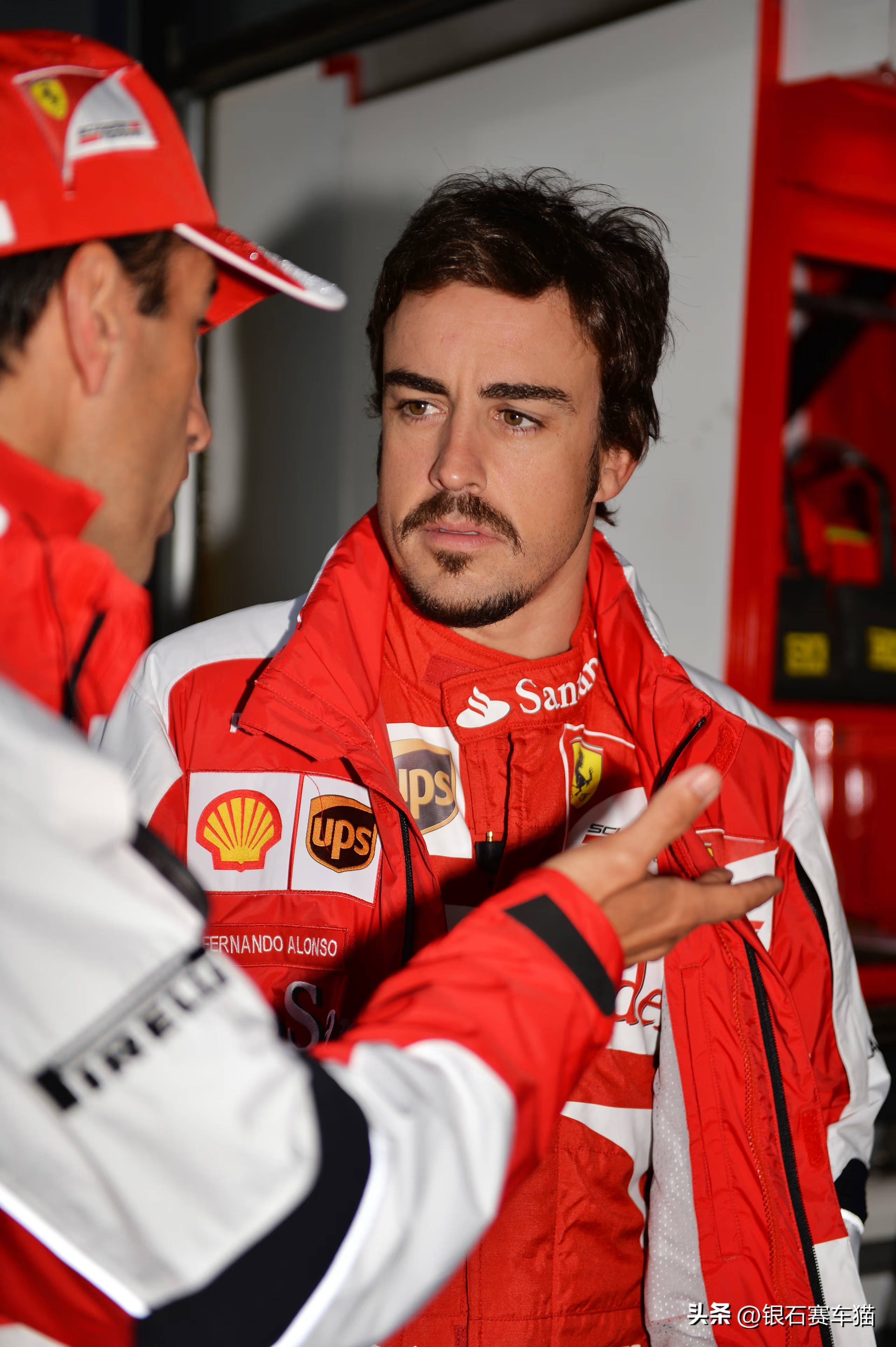 包含哈斯车队横扫迈凯伦，阿隆索惊艳四座的词条