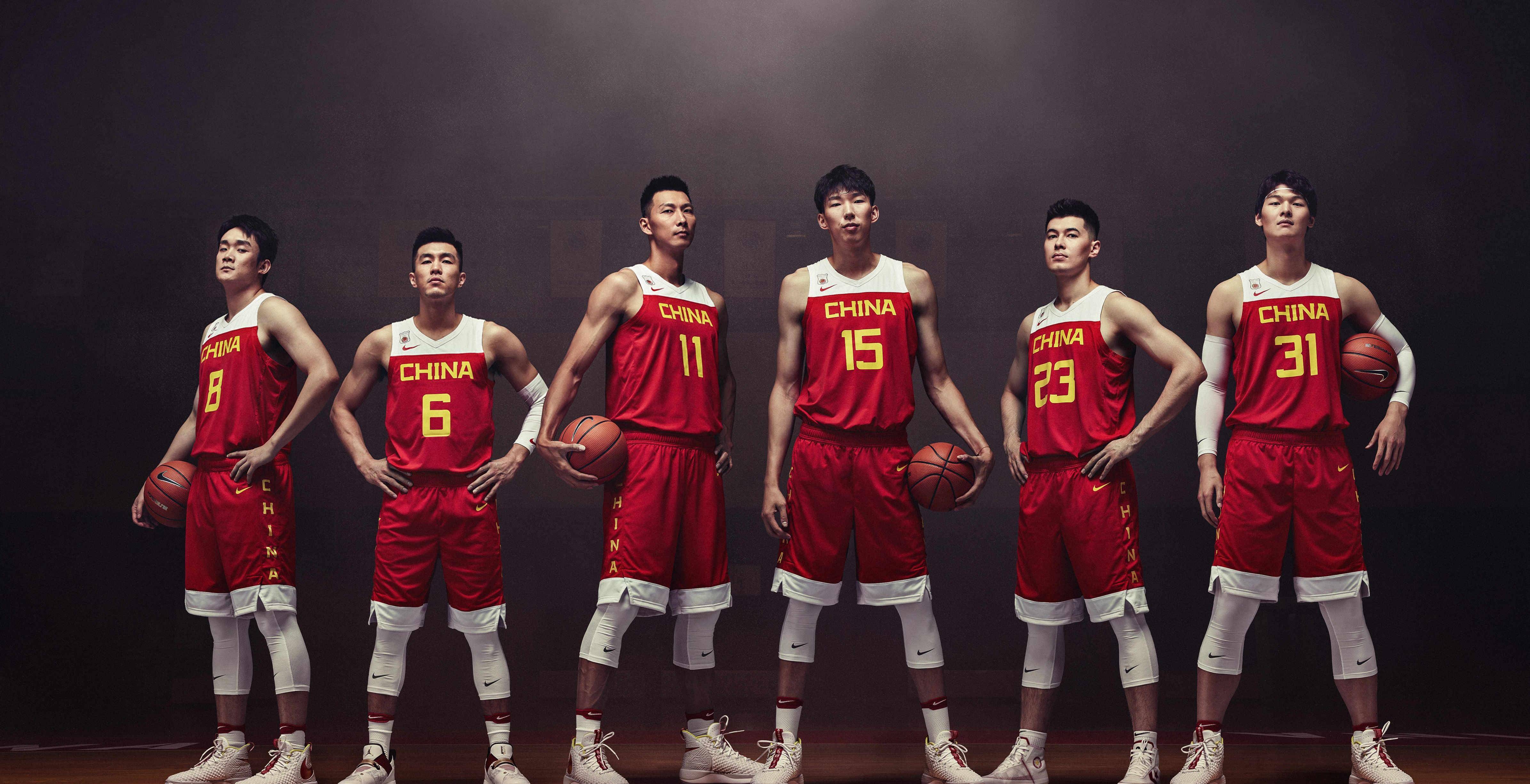 尼克斯险胜江苏队,易建联扛起全队的简单介绍 尼克斯险胜江苏队,易建联扛起全队的简单介绍