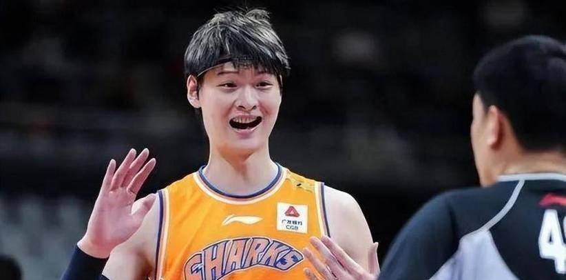 北京队碾压太阳,王哲林点燃赛场的简单介绍 北京队碾压太阳,王哲林点燃赛场的简单介绍