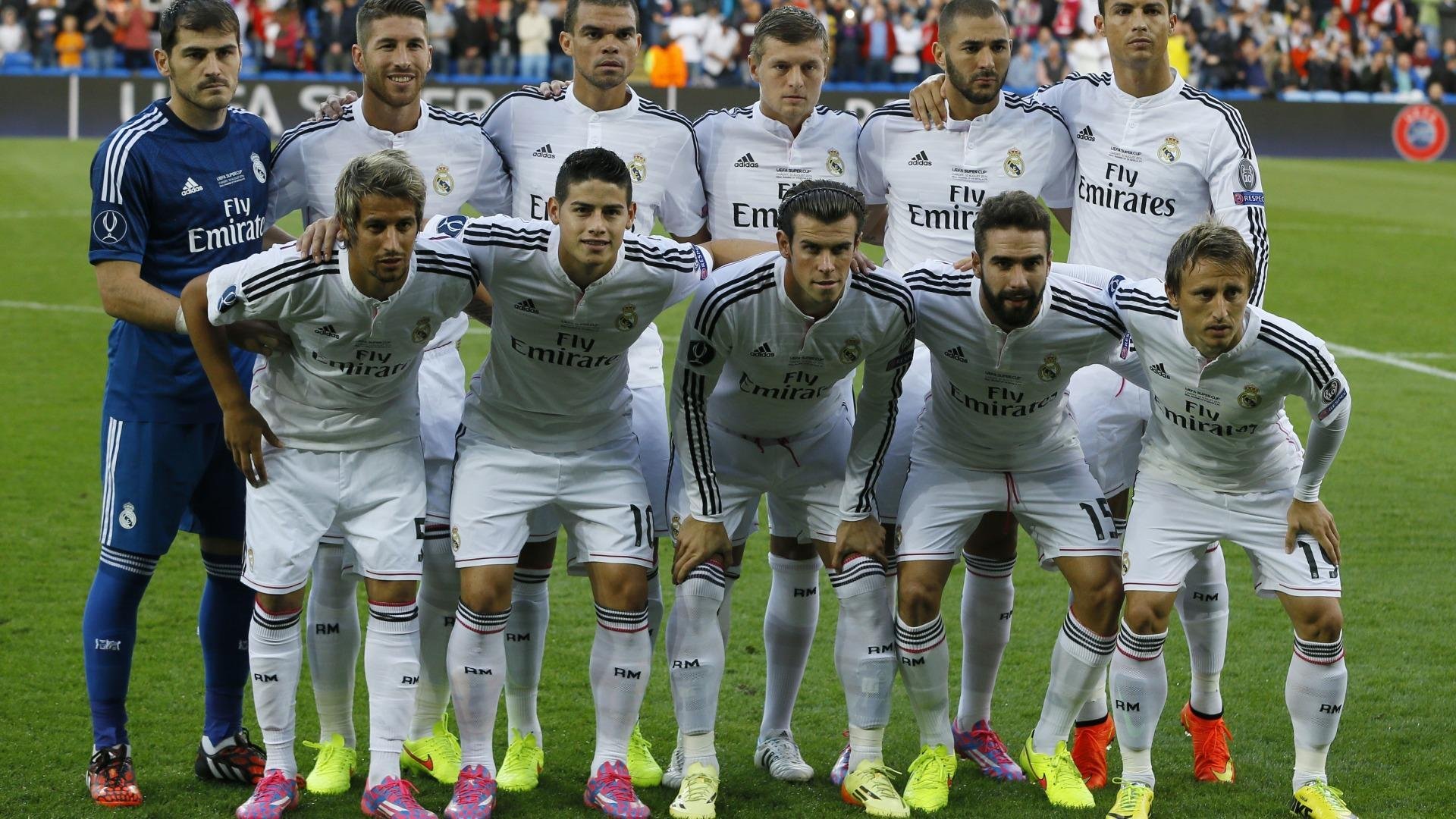 坎特里程碑之夜见证波兰横扫洪都拉斯,足球世界唯一性的双重奏鸣