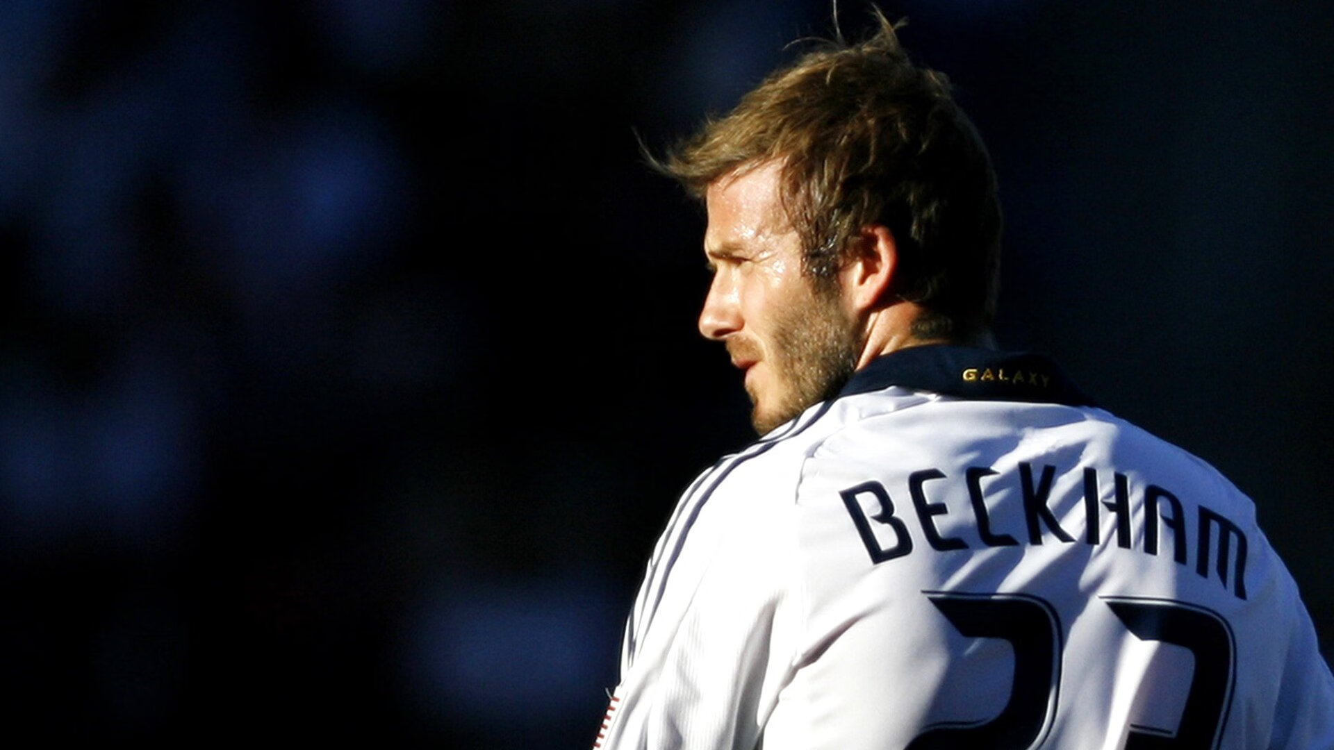 当足球与F1在平行宇宙交汇，曼城签约加纳，姆巴佩在巴林赛道接管比赛